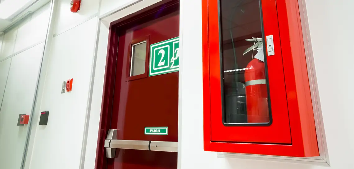 emergency-exit-ts-545811368-1140x546